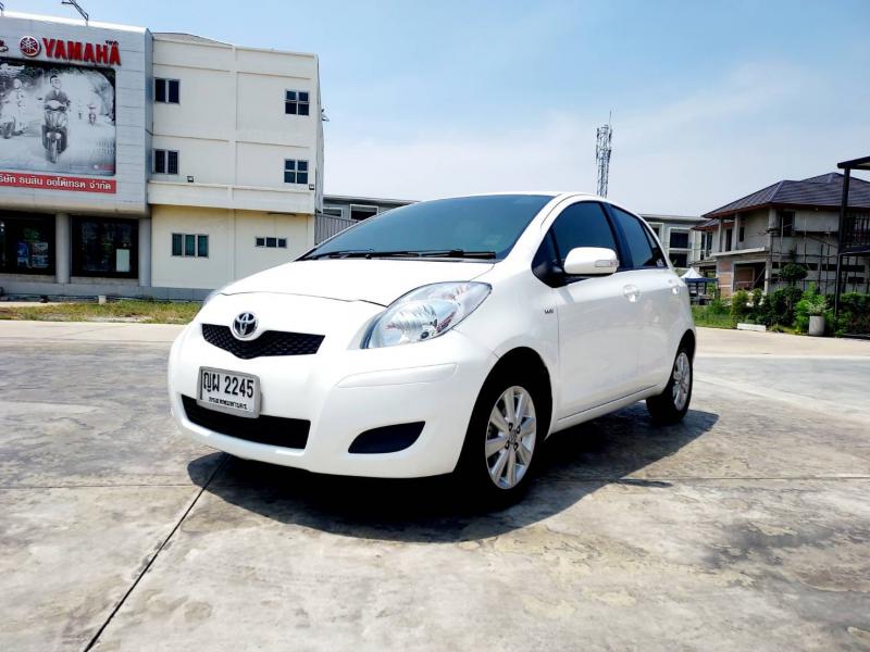 TOYOTA Yaris 1.5E 2011