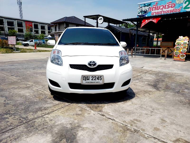 TOYOTA Yaris 1.5E 2011