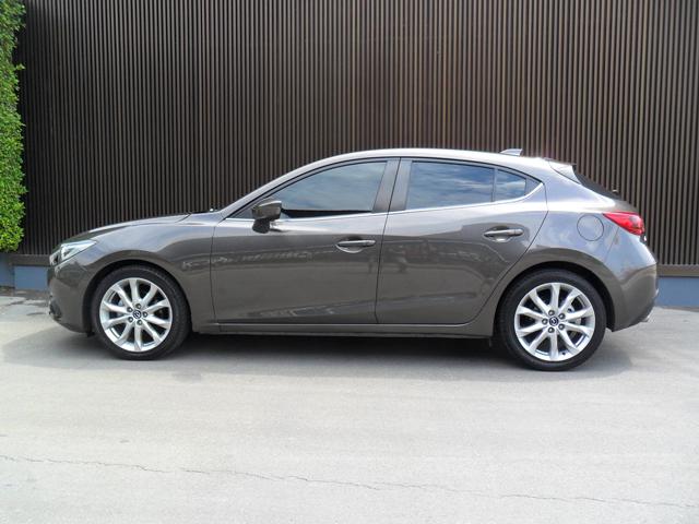 MAZDA Mazda3 2.0S Sport 2016