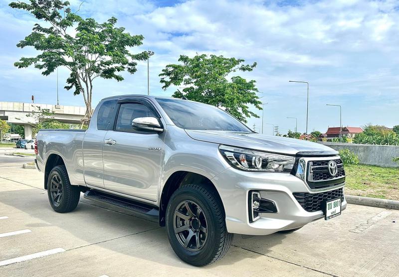 TOYOTA Revo 2.4E Prerunner  2018