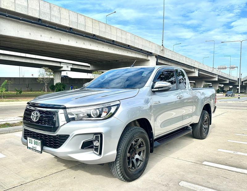 TOYOTA Revo 2.4E Prerunner  2018