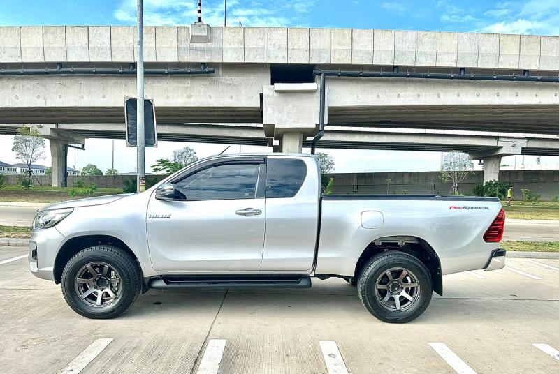 TOYOTA Revo 2.4E Prerunner  2018