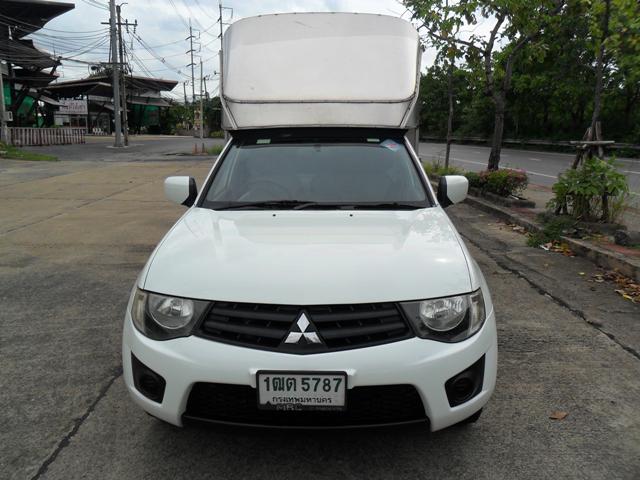 MITSUBISHI Triton 2014