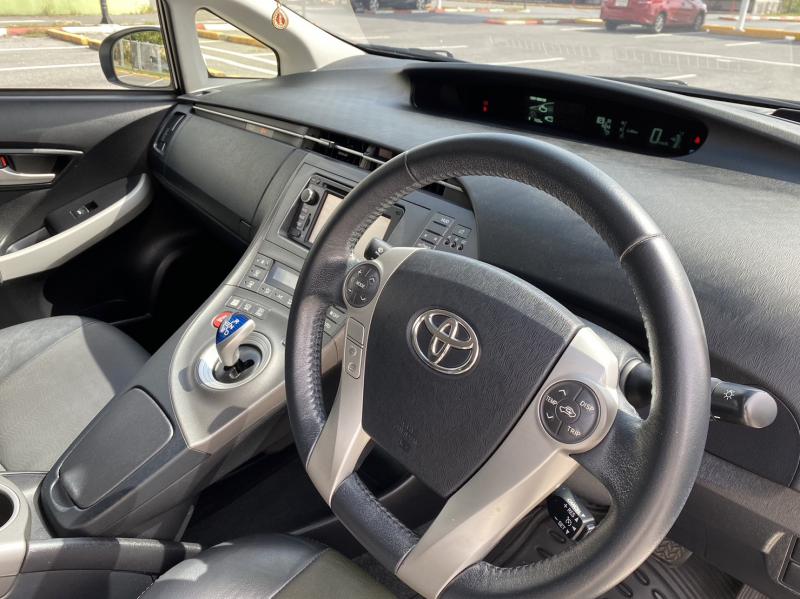 TOYOTA PRIUS 1.8 TRD 2013