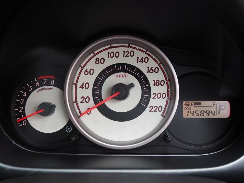 MAZDA MAZDA 2 1.5 GROOVE 2011