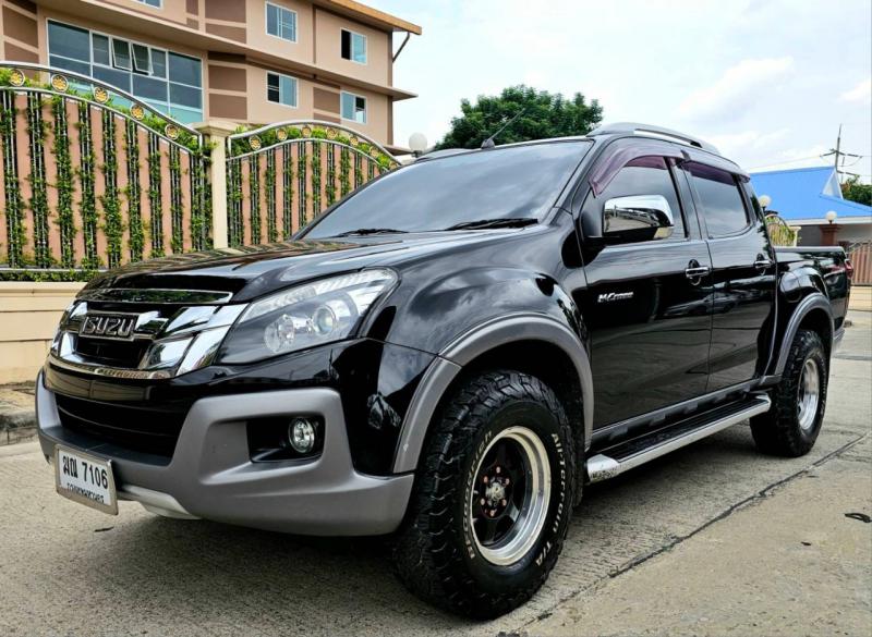 ISUZU V-CROSS 2012