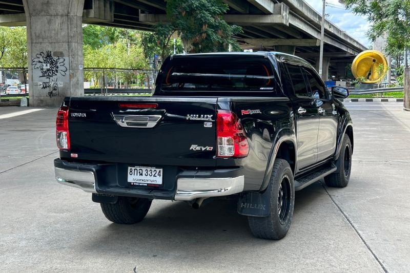 TOYOTA Hilux REVO 2019