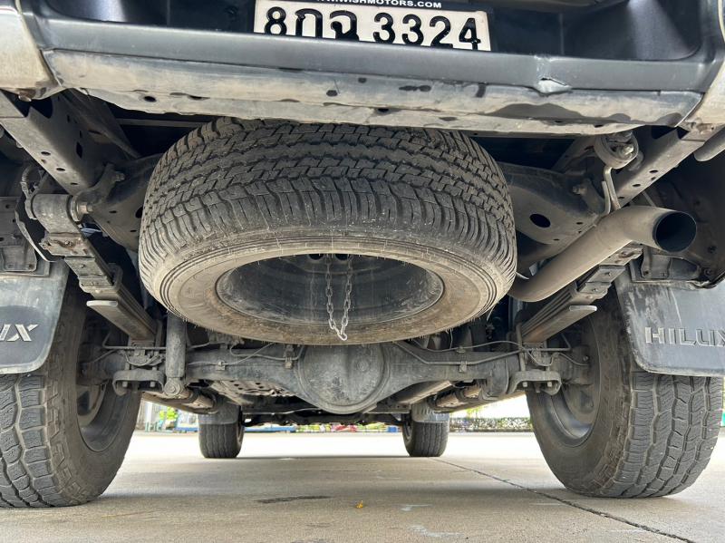 TOYOTA Hilux REVO 2019
