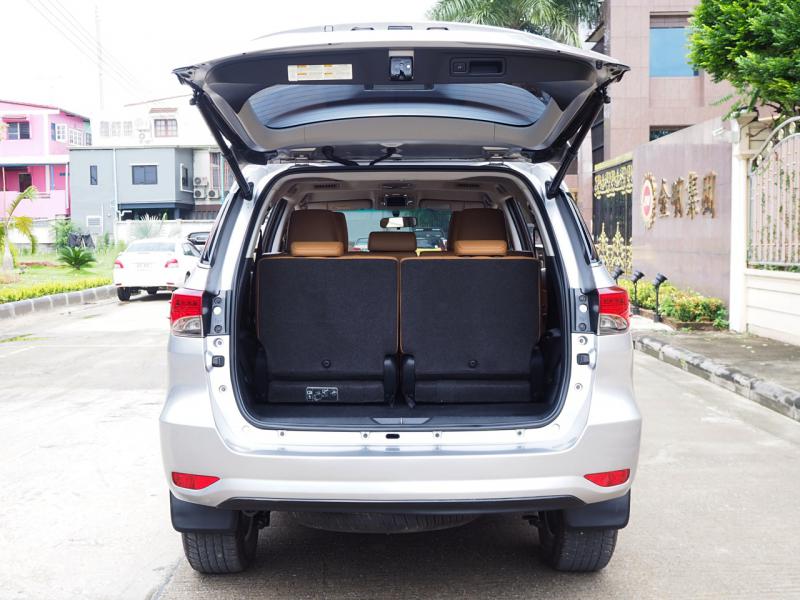 TOYOTA fortuner 2017