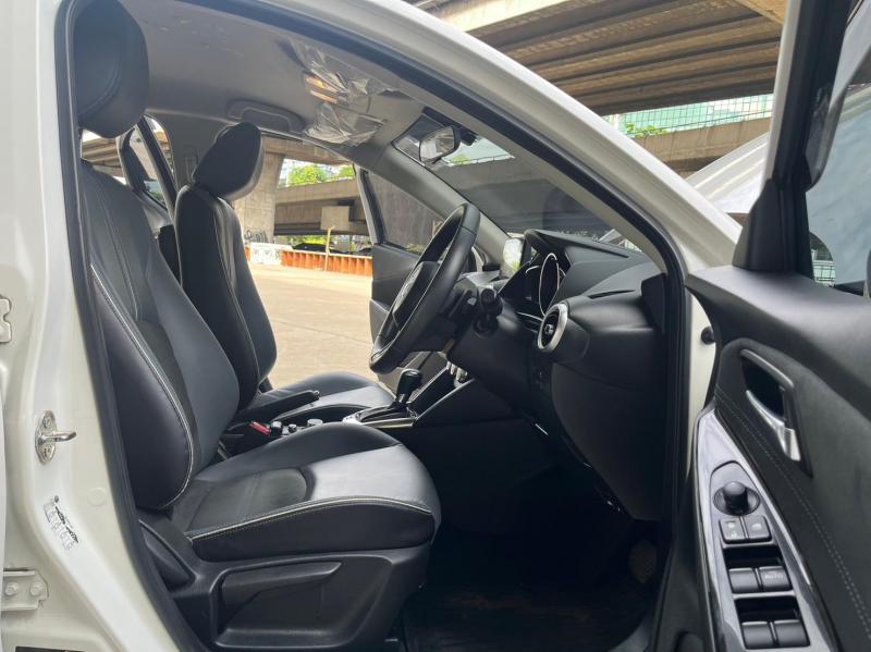 MAZDA 2 2020