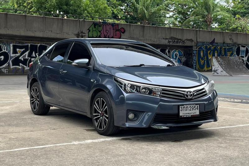 TOYOTA ALTIS 2014