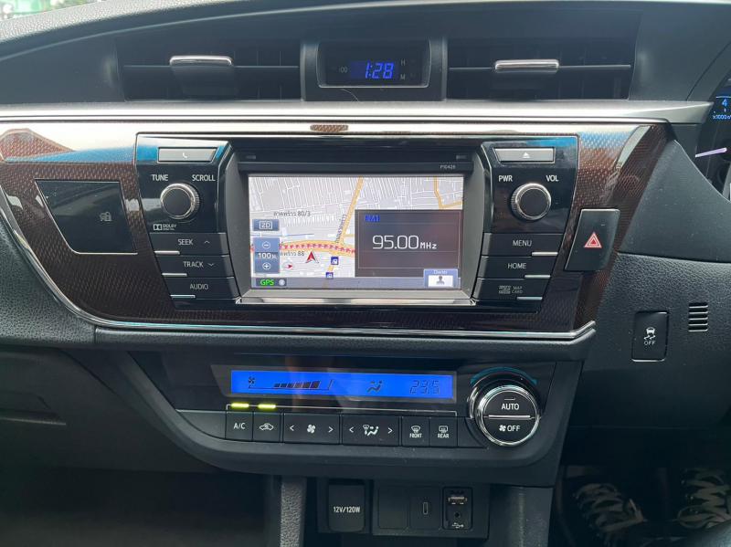 TOYOTA ALTIS 2014