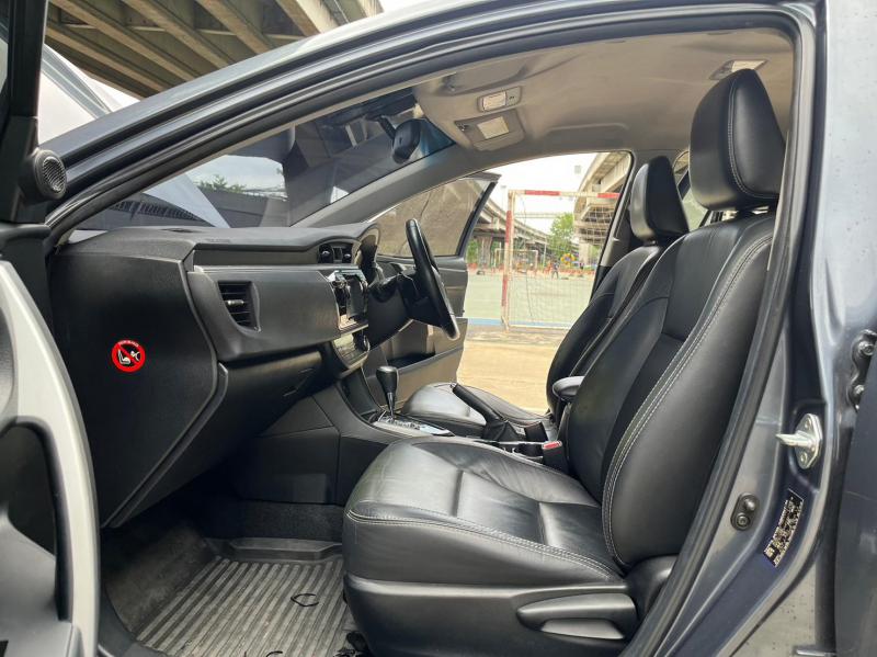 TOYOTA ALTIS 2014