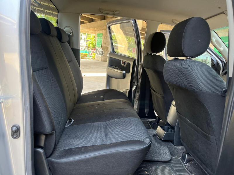 TOYOTA Hilux VIGO 2015