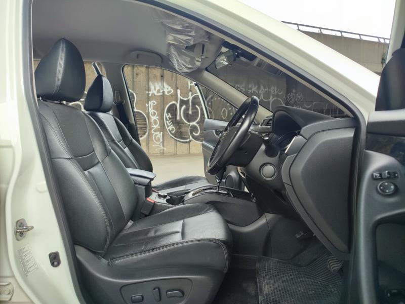 NISSAN X-Trail 2016