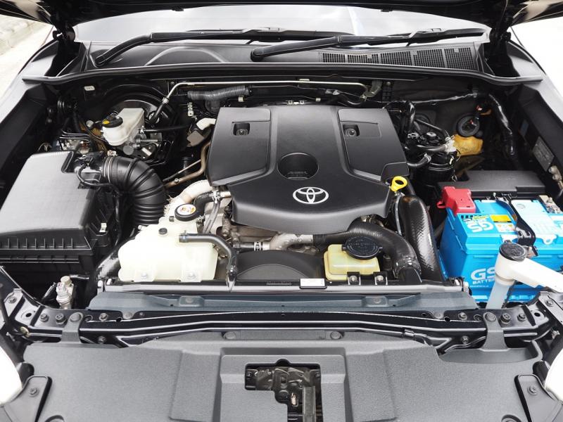 TOYOTA HILUX REVO 2018