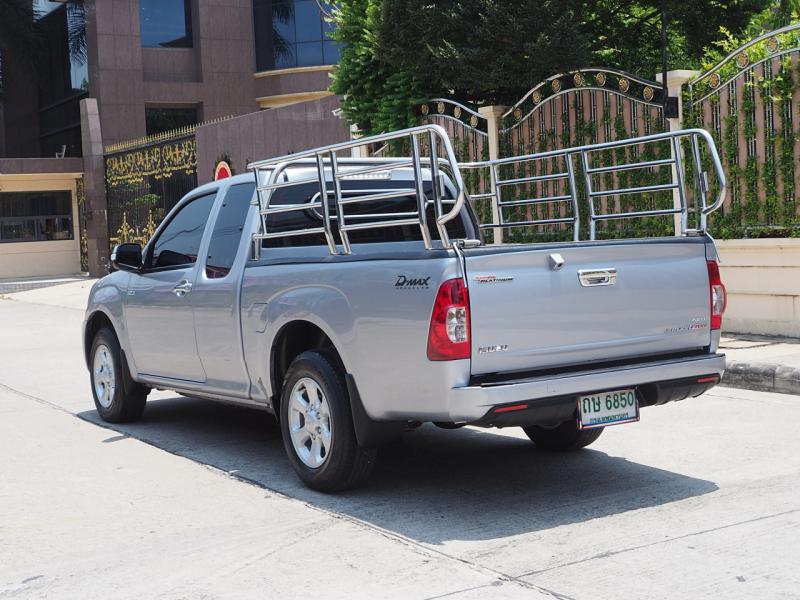 ISUZU D-MAX 2010
