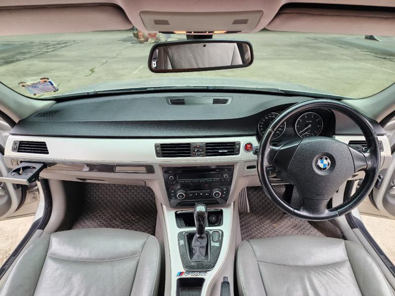 BMW 318i 2008