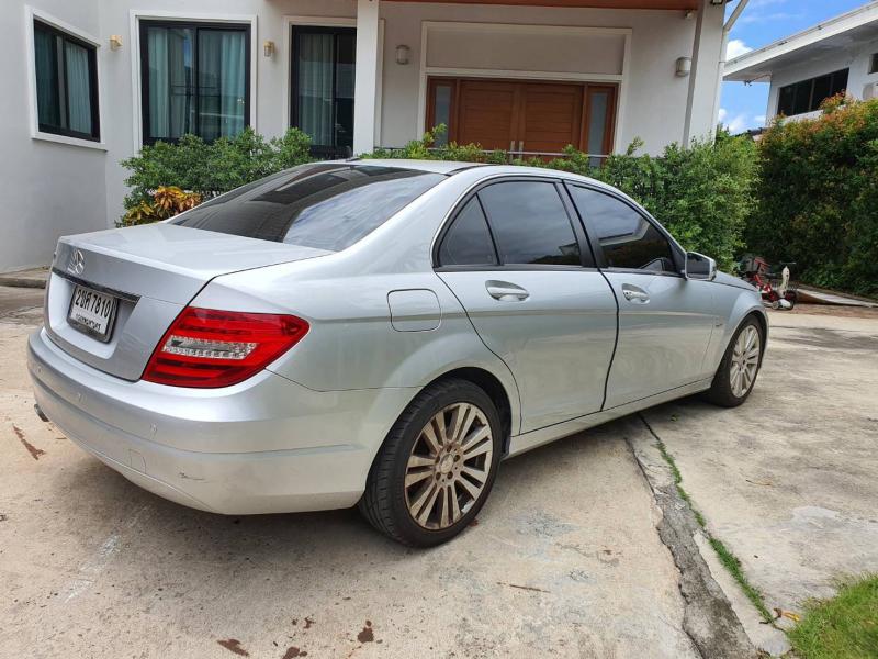 BENZ C200 2012