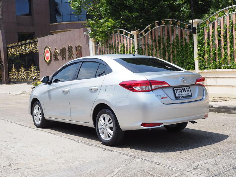 TOYOTA yaris 2018