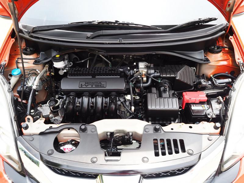 HONDA MOBILIO  2016