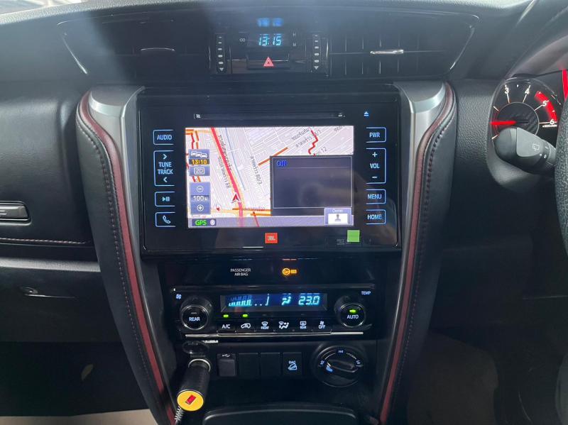 TOYOTA FORTUNER 2022