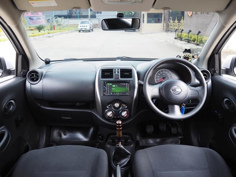 NISSAN MARCH 2017