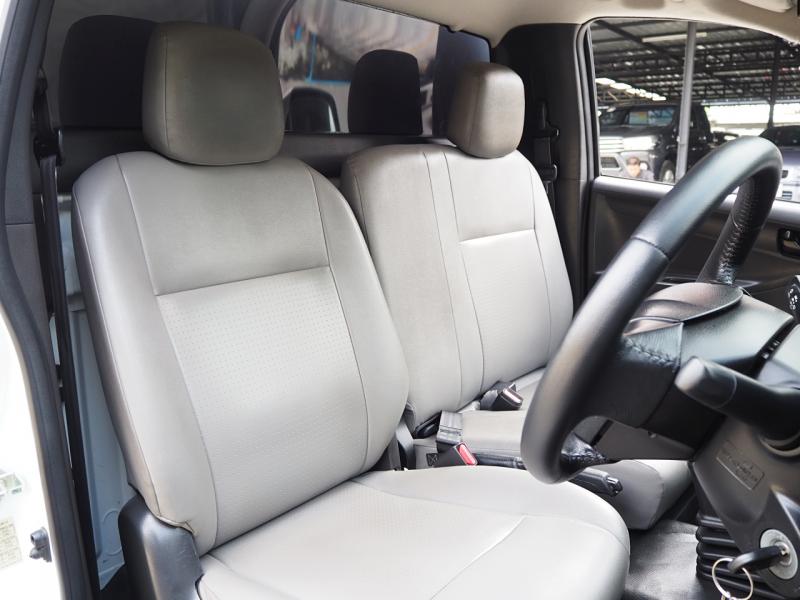 ISUZU D-MAX 2015