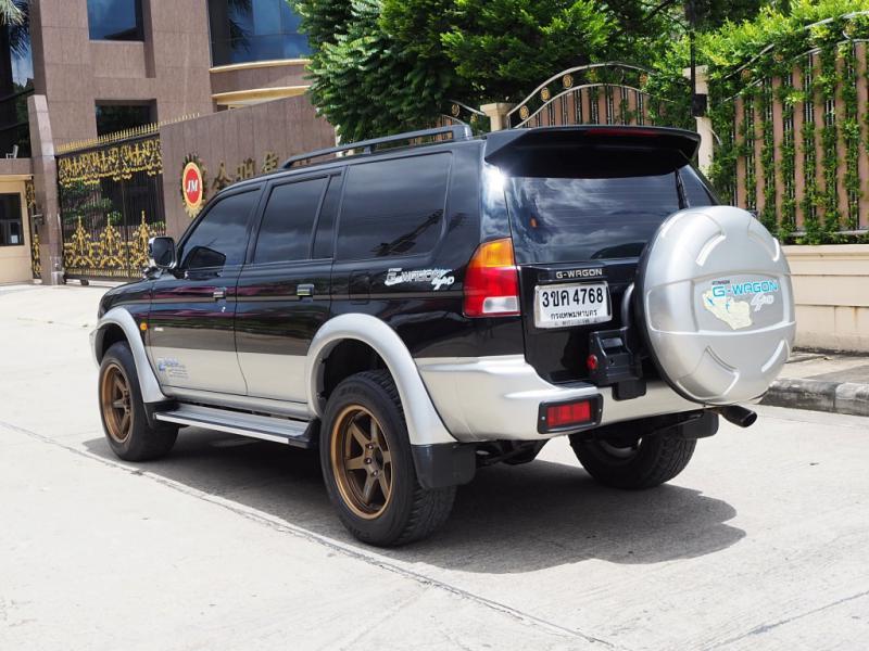 MITSUBISHI STRADA G-WAGON 2002