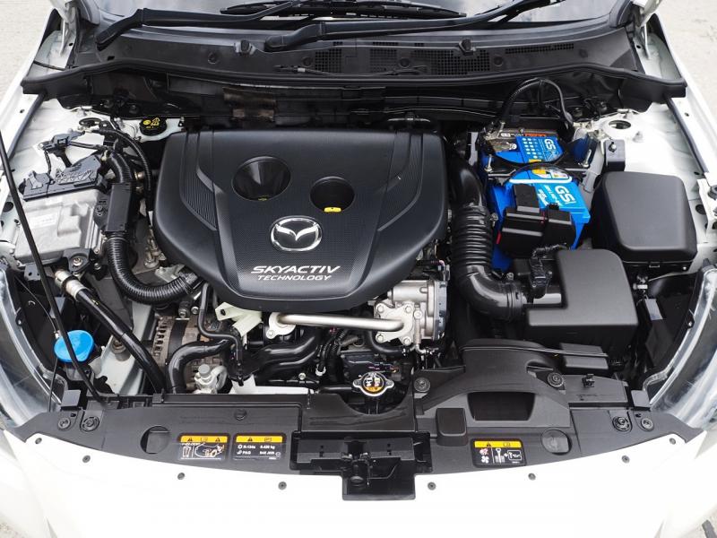MAZDA 2 2017