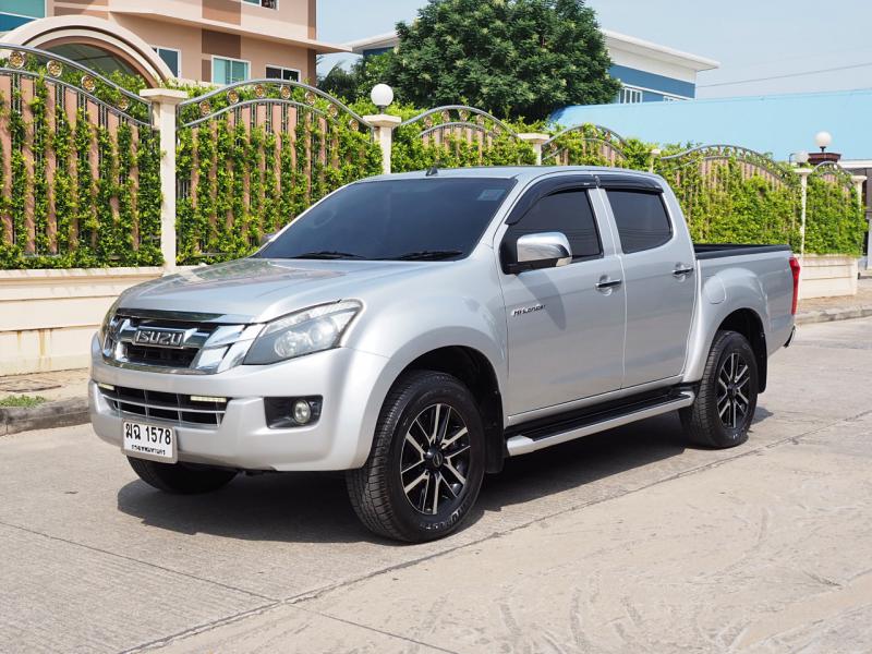 ISUZU D-MAX 2012