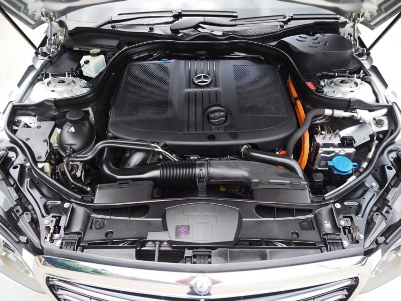 BENZ E300 2014