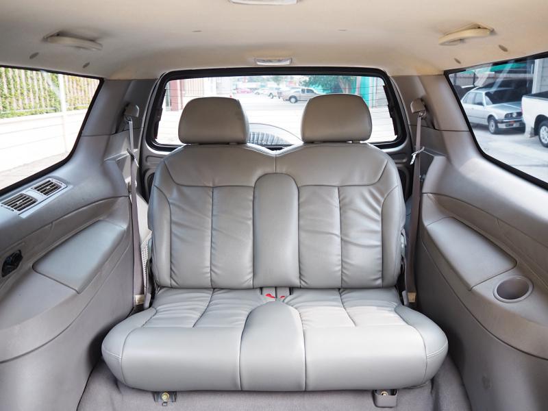 ISUZU ADVENTURE 2004