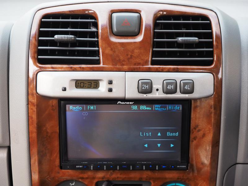 ISUZU ADVENTURE 2004