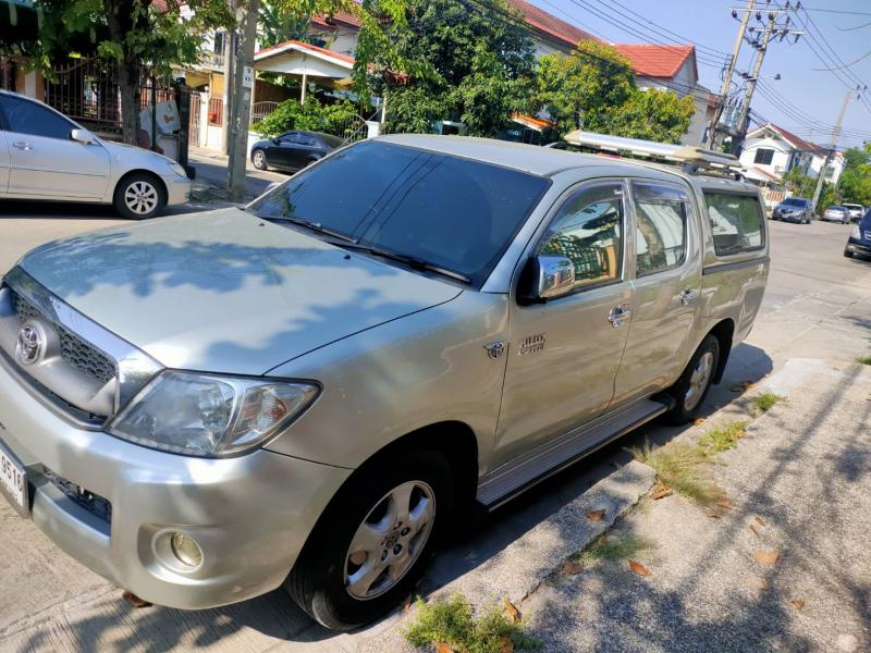 TOYOTA HILUX VIGO 4 Door 2011