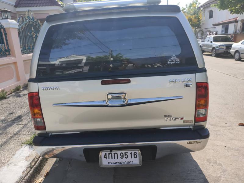 TOYOTA HILUX VIGO 4 Door 2011