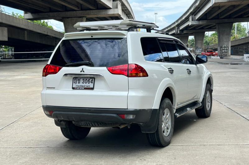 MITSUBISHI Pajero Sport 2011