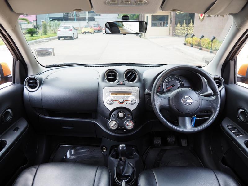 NISSAN MARCH 2010