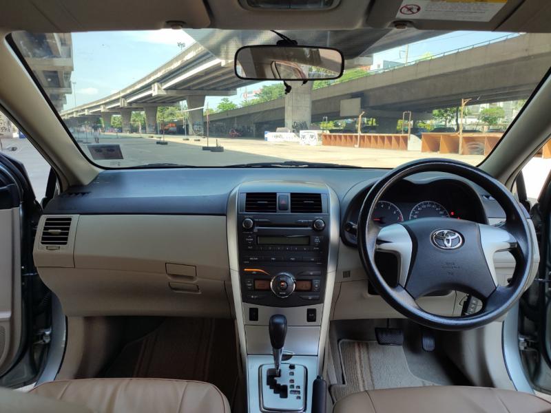 TOYOTA ALTIS 2011
