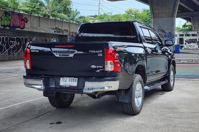 TOYOTA Hilux REVO 2019