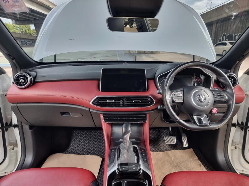 MG HS 2020