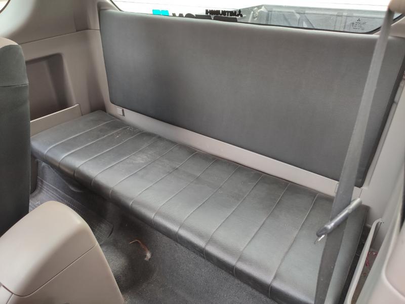 MITSUBISHI Triton 2006