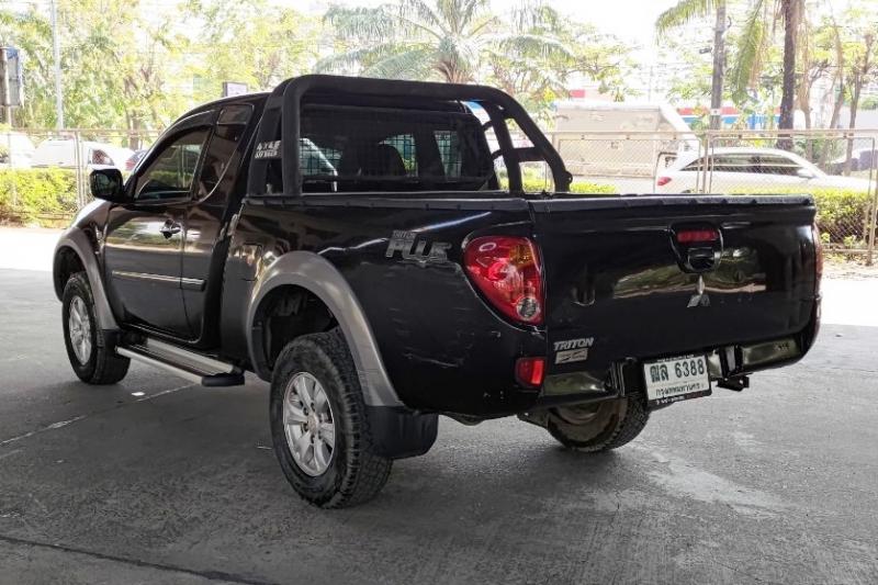 MITSUBISHI Triton 2013