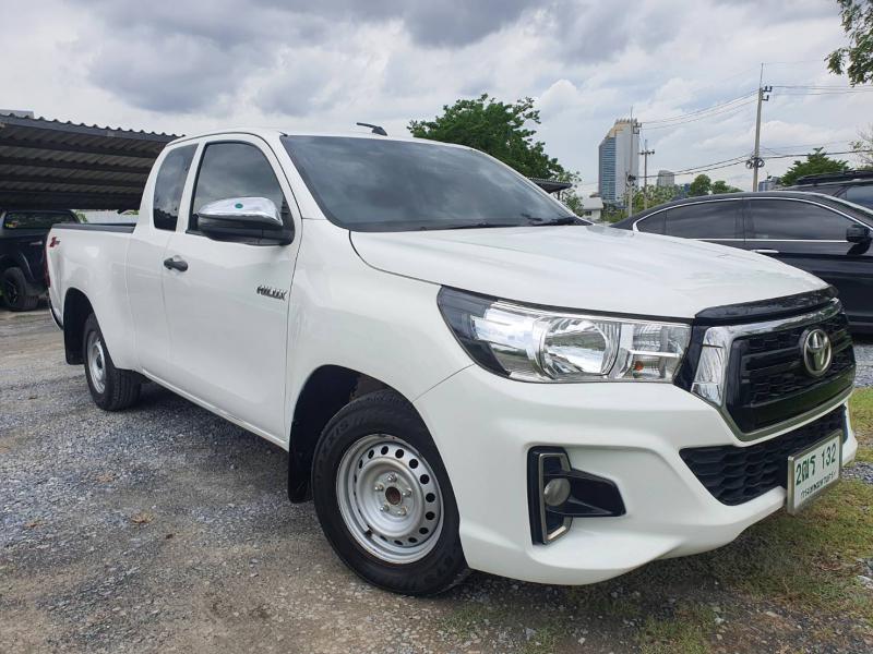TOYOTA Revo 2.4 Entry Smart 2019