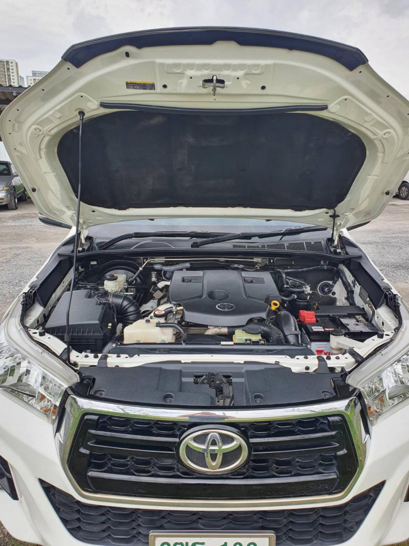 TOYOTA Revo 2.4 Entry Smart 2019