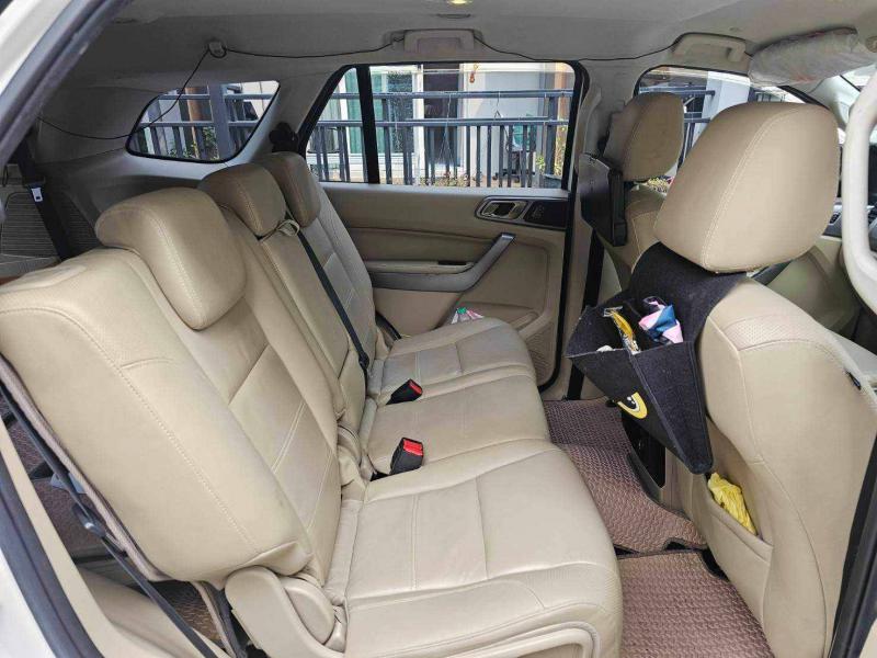 FORD Everest 2015