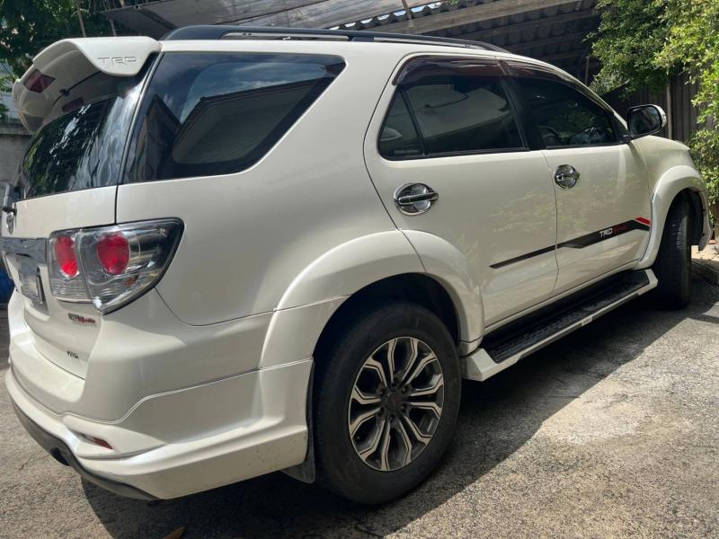 TOYOTA Fortuner 2014