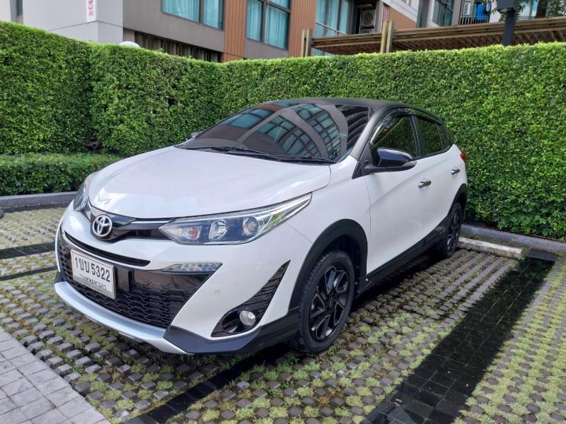 TOYOTA yaris high cross  2020