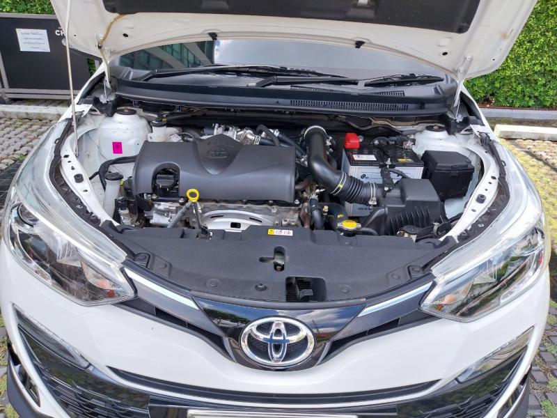 TOYOTA yaris high cross 2020