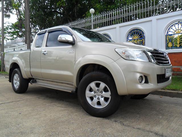 TOYOTA Vigo 2.5E Prerunner 2014